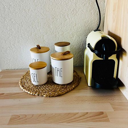 La Petite Pinede Studio Climatise Proche Plage Sanary-sur-Mer Kültér fotó