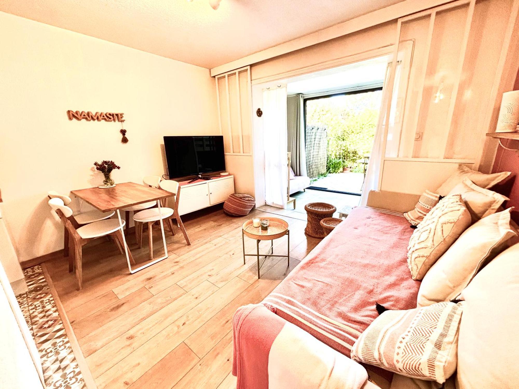 La Petite Pinede Studio Climatise Proche Plage Sanary-sur-Mer Kültér fotó